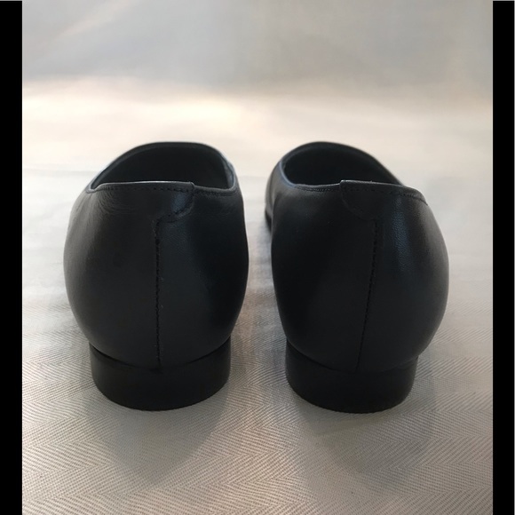 Skypro Polly Vacher Navy Blue Leather Low Heel Pumps Size 7 1/2 - Picture 5 of 9